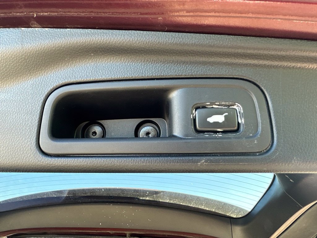 Used 2021 Honda Pilot Touring image 12