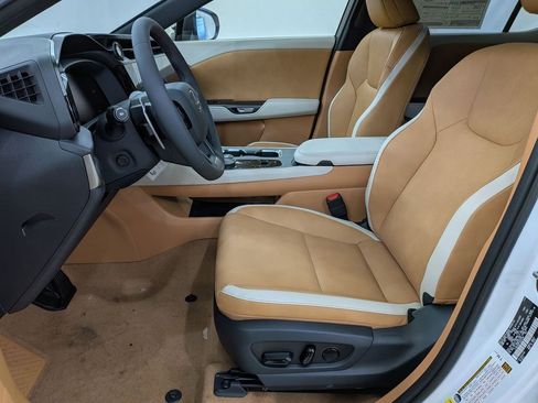 New 2026 Lexus RZ 450e AWD image 18