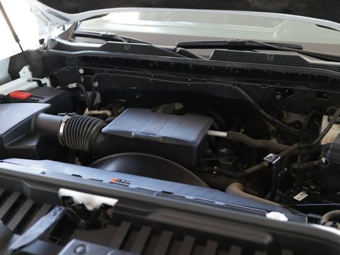 Used 2024 Chevrolet Silverado 2500 LT w/ Safety Package image 33