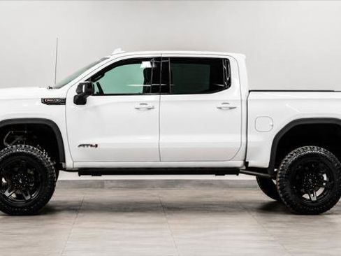Used 2025 GMC Sierra 1500 AT4 AWD/4WD image 14