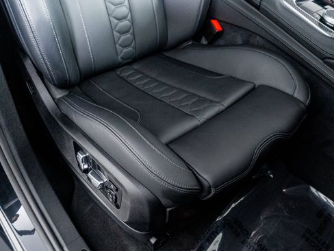 Used 2025 BMW X6 M Competition image 31