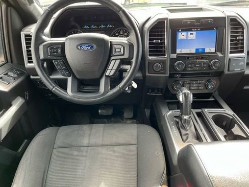 Used 2017 Ford F150 XLT w/ Equipment Group 302A Luxury image 19