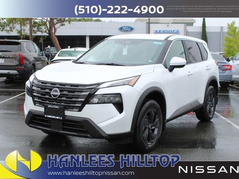 New 2026 Nissan Rogue SV AWD/4WD image 3