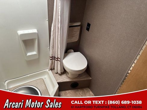 Used 2016 Mercedes-Benz Sprinter 3500 image 24