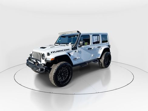 Used 2021 Jeep Wrangler Unlimited Rubicon w/ Dual Top Group AWD/4WD image 4