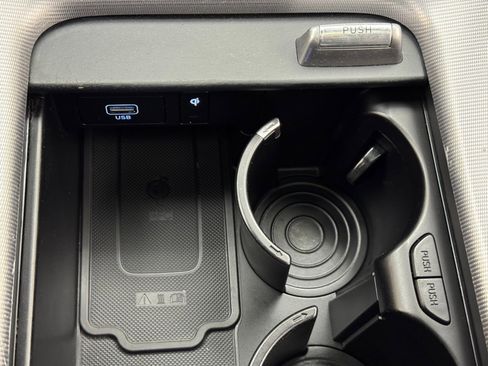 Used 2023 Hyundai Palisade Calligraphy image 30