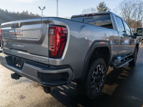 Used 2024 GMC Sierra 2500 Denali w/ Denali Reserve Package image 8
