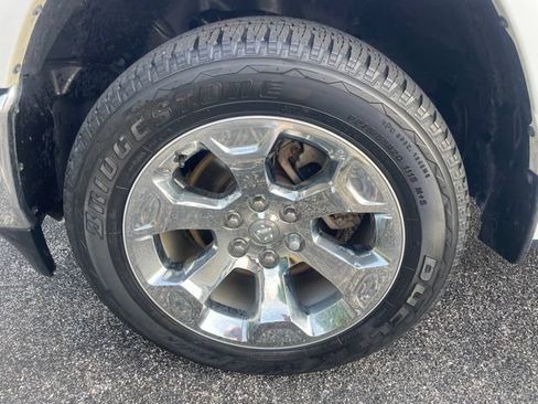 Used 2019 RAM 1500 Big Horn AWD/4WD image 39
