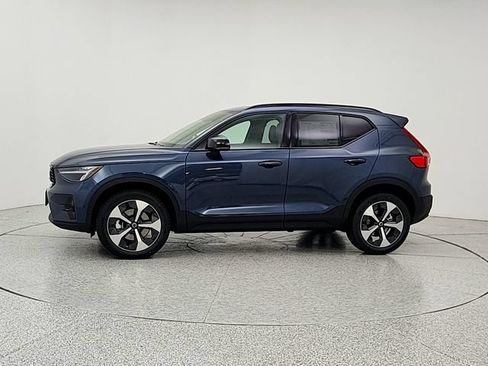New 2026 Volvo XC40 B5 Plus w/ Protection Package Premier AWD/4WD image 8