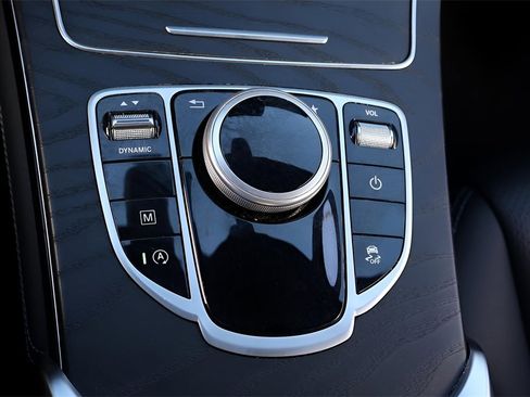 Used 2019 Mercedes-Benz GLC 300 image 26