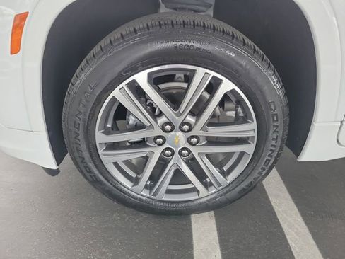 Certified 2023 Chevrolet Traverse High Country FWD image 31