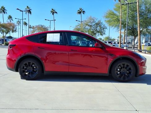 Used 2023 Tesla Model Y Long Range image 6