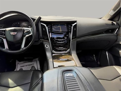 Used 2018 Cadillac Escalade Platinum image 20