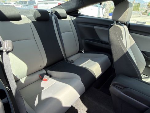 Used 2018 Honda Civic EX-T image 12