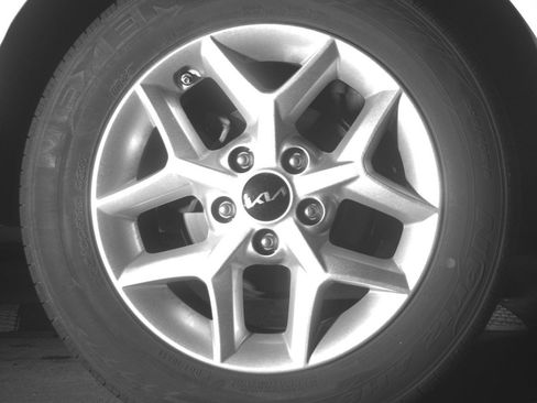 Used 2025 Kia Soul LX w/ LX Technology Package image 15