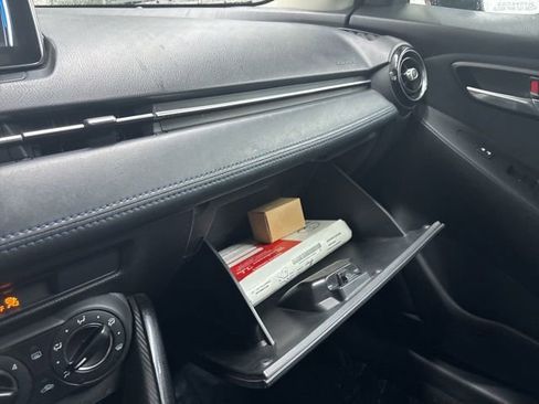 Used 2017 Toyota Yaris iA image 41