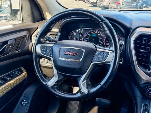 Used 2019 GMC Acadia Denali w/ Technology Package image 14