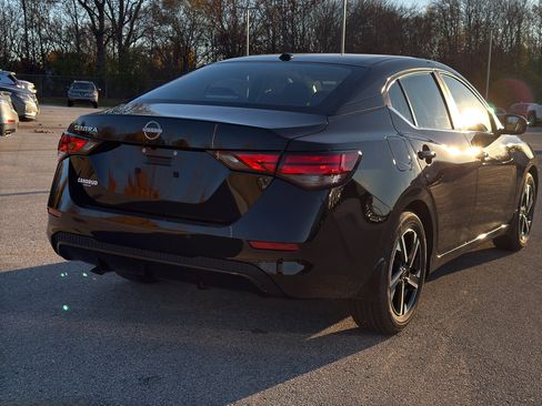New 2025 Nissan Sentra SV image 5