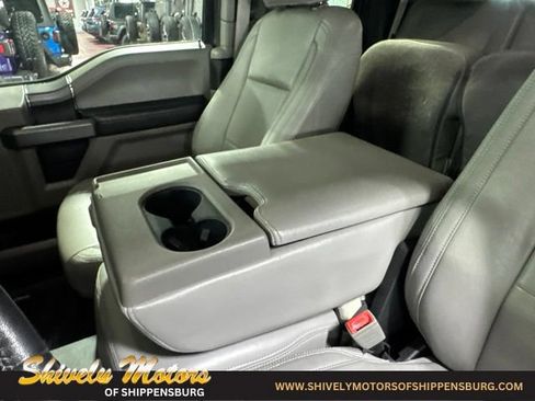 Used 2019 Ford F150 XLT w/ Equipment Group 302A Luxury AWD/4WD image 25