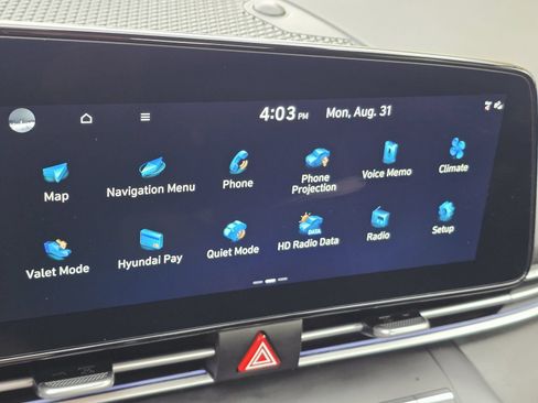 Certified 2024 Hyundai Elantra SEL FWD image 21