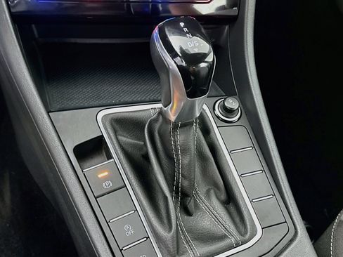 Used 2025 Volkswagen Jetta Sport FWD image 24