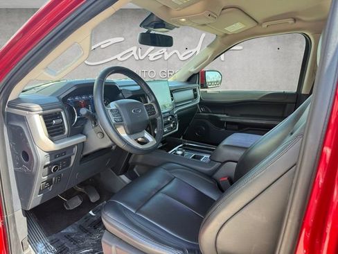 Certified 2022 Ford Expedition XLT image 19
