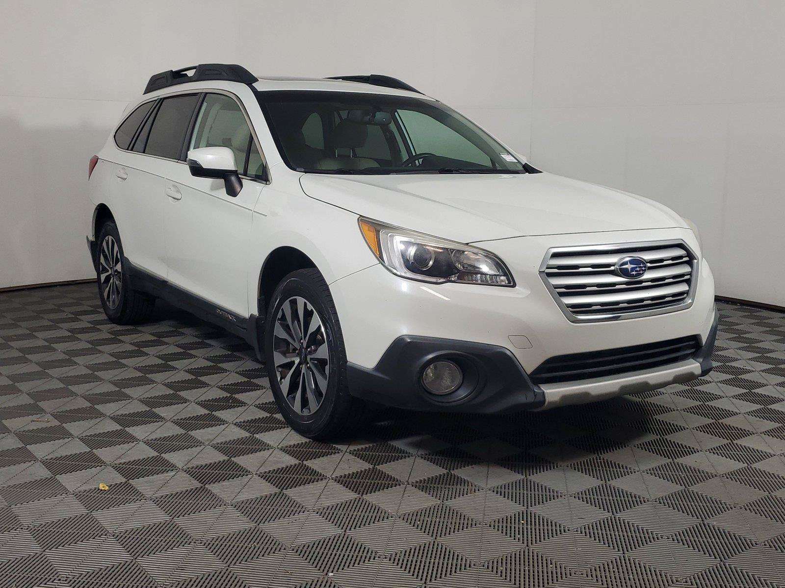Used 2017 Subaru Outback 2.5i Limited w/ Popular Package #5 AWD/4WD image 3
