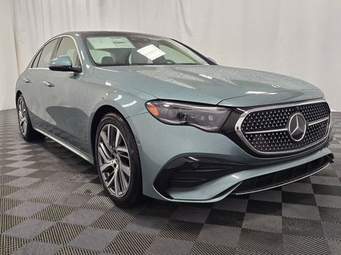 New 2026 Mercedes-Benz E 350 4MATIC Sedan image 8