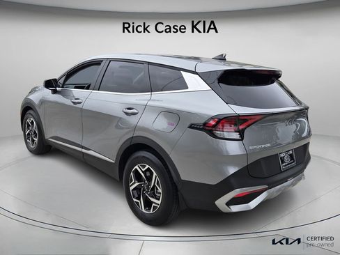 Certified 2025 Kia Sportage LX image 8
