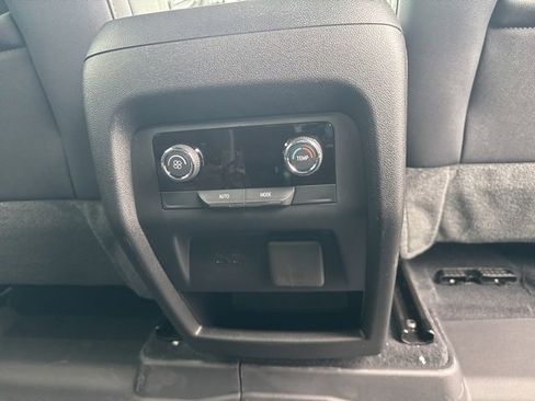 New 2026 Chevrolet Traverse Z71 w/ Enhanced Driving Package image 16