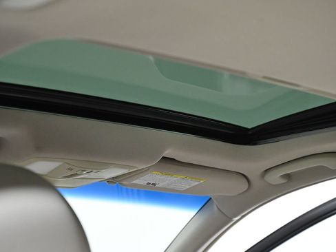 Used 2012 INFINITI G37 Journey w/ Premium Pkg image 27