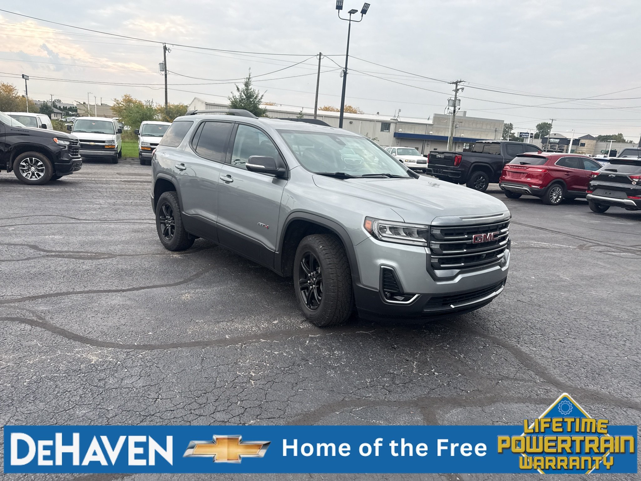 Used 2023 GMC Acadia AT4 w/ Technology Package AWD/4WD image 8