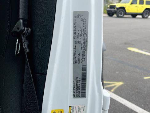 Certified 2022 Jeep Wrangler Unlimited Sport AWD/4WD image 28