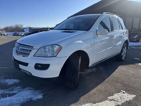 Used 2008 Mercedes-Benz ML 320 4MATIC image 3