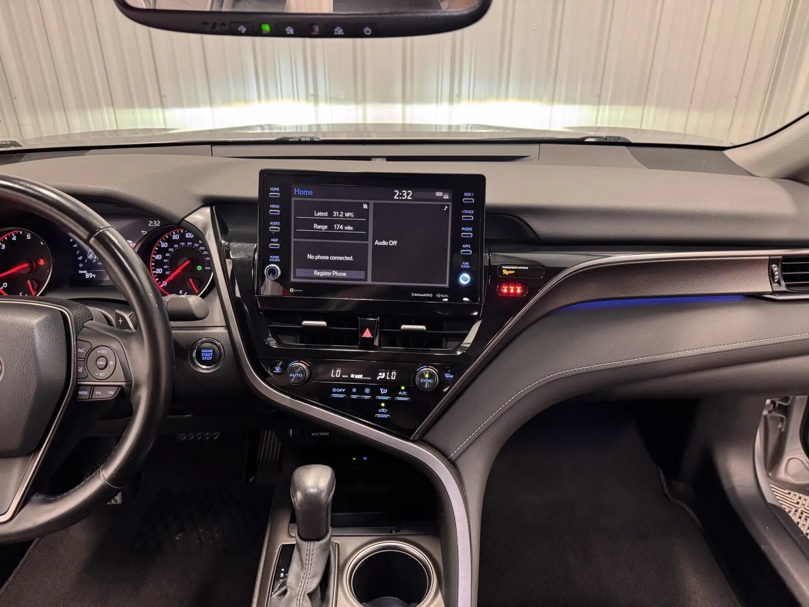 Used 2022 Toyota Camry XSE FWD image 28