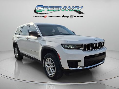 Used 2023 Jeep Grand Cherokee L Laredo w/ Luxury Tech Group I RWD image 1