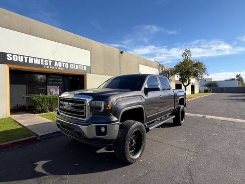 Used 2014 GMC Sierra 1500 SLT w/ SLT Crew Cab Value Package image 2
