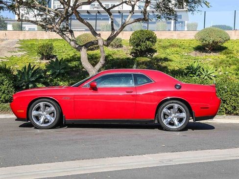 Used 2012 Dodge Challenger R/T Plus image 3