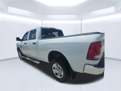 Used 2014 RAM 2500 Tradesman w/ Chrome Appearance Group AWD/4WD image 4