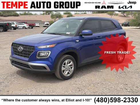 Used 2024 Hyundai Venue SE image 1