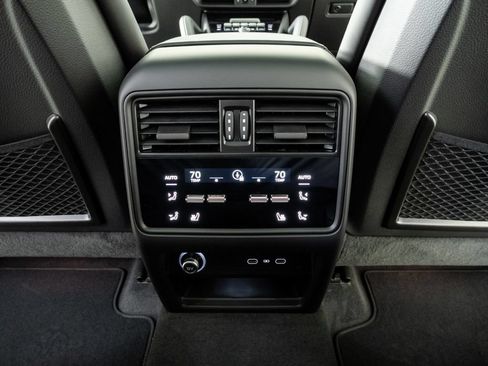 New 2026 Porsche Cayenne S AWD/4WD image 21