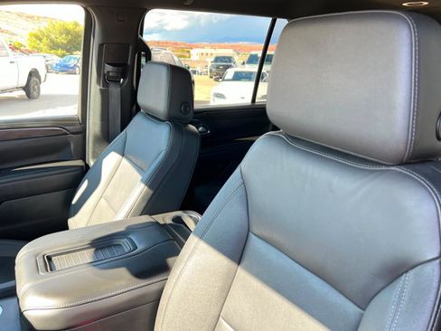 Used 2024 Chevrolet Suburban LT AWD/4WD image 16