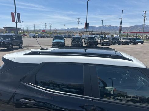 Used 2021 Chevrolet TrailBlazer ACTIV w/ Sun and Liftgate Package AWD/4WD image 6