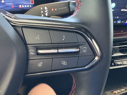 Used 2025 Chevrolet Traverse RS w/ LPO, Floor Liner Package image 14