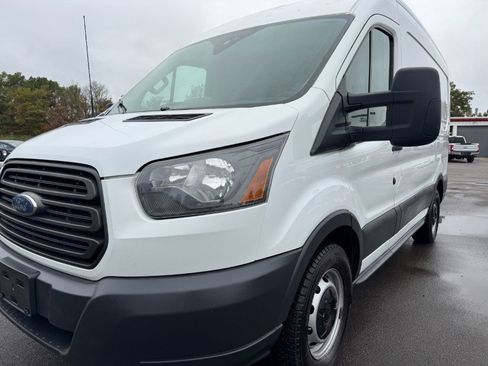 Used 2017 Ford Transit 150 130 Medium Roof image 9