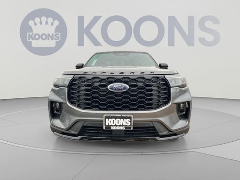 New 2026 Ford Explorer ST-Line w/ ST-Line Street Pack AWD/4WD image 11