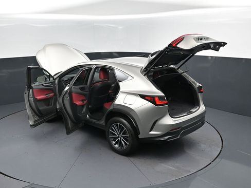Certified 2025 Lexus NX 250 FWD image 47