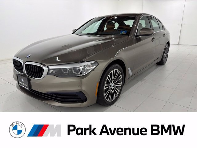 Used 2019 BMW 530i xDrive w/ Convenience Package AWD/4WD image 1