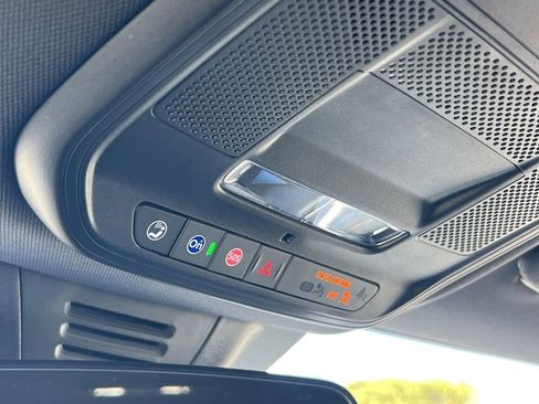 New 2026 Chevrolet Equinox EV LT image 10