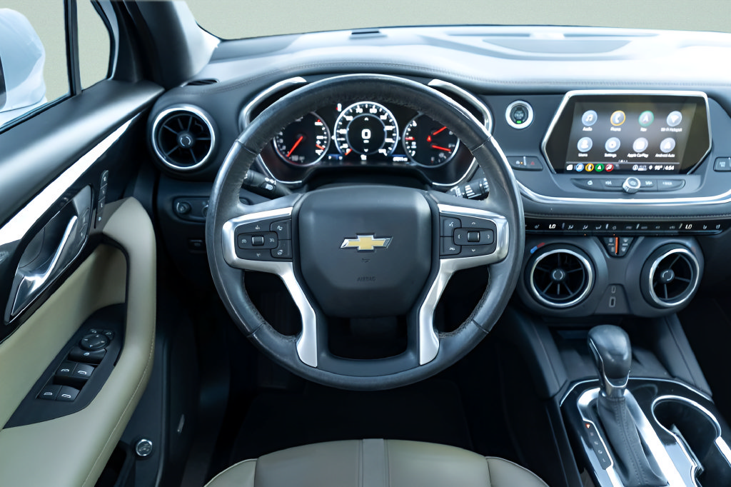 Used 2021 Chevrolet Blazer Premier w/ Driver Confidence II Package FWD image 20